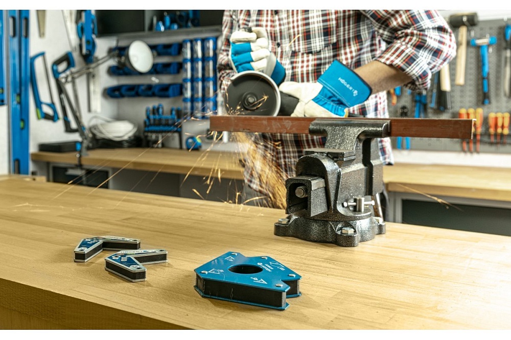 HOEGERT L-образный магнитный угольник для сварочных работ 9 кг, размер: 197х112х18мм