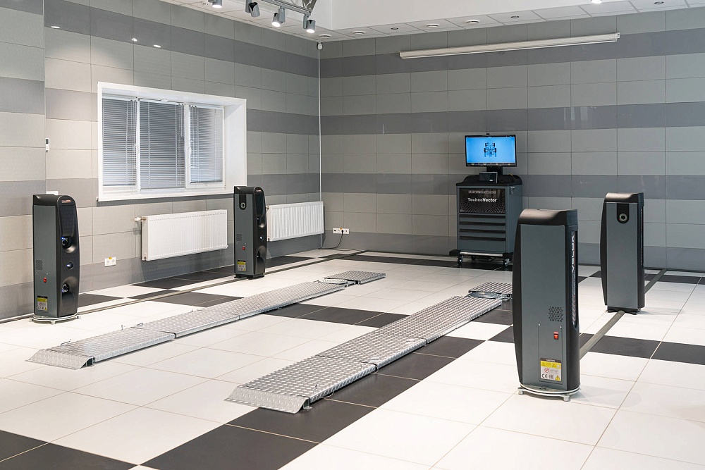 Стенд сход-развал Техно Вектор 8 P 8214 SMARTLIGHT