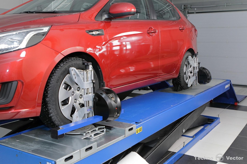 T 4214N Кордовый стенд сход-развал Техно Вектор 4