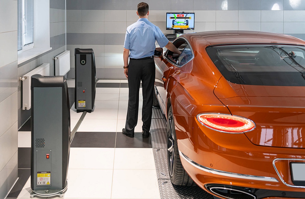 Стенд сход-развал Техно Вектор 8 P 8214 SMARTLIGHT